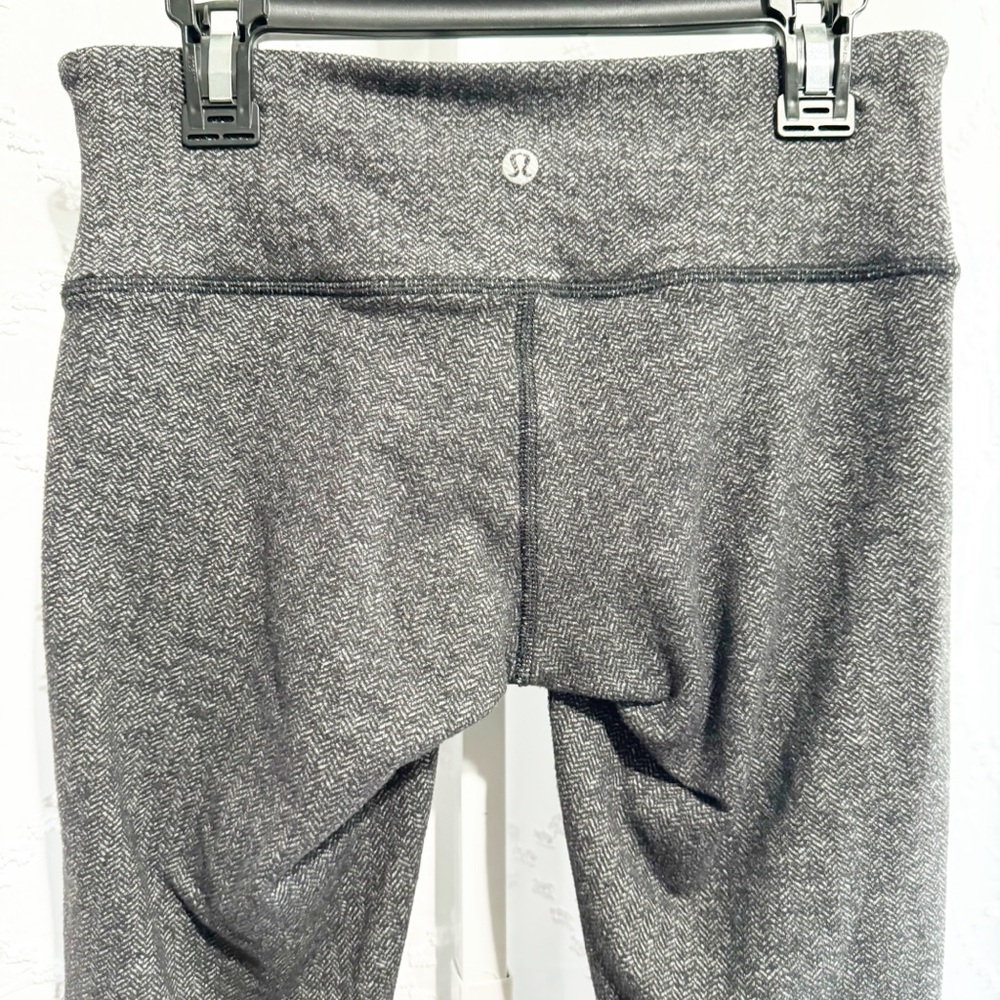 12. Lululemon Knit Herringbone Pattern Leggings W… - image 7